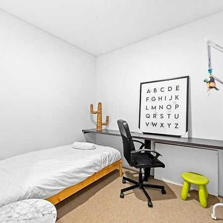 Four Bedroom Apartment With Facilities In Olympic Park Sydney Exteriér fotografie