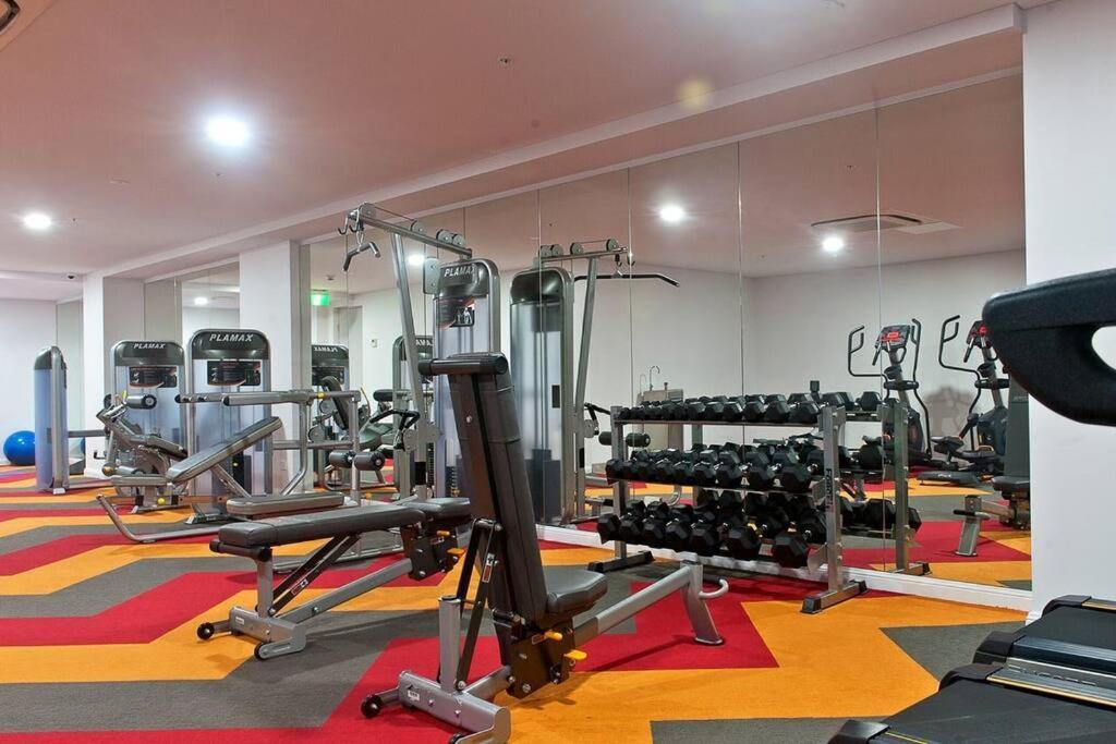 Four Bedroom Apartment With Facilities In Olympic Park Sydney Exteriér fotografie